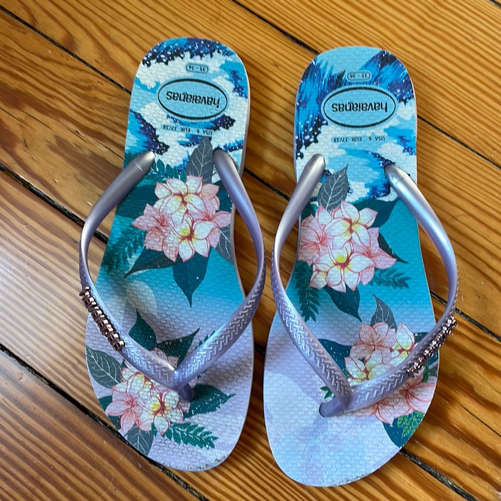 Purple Floral Havaianas, Size 6, 37/38